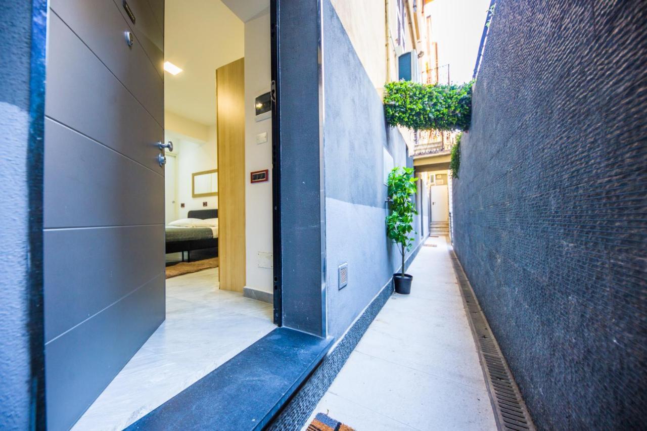 Maestrale House By Holidayhome24 Genua Exteriör bild